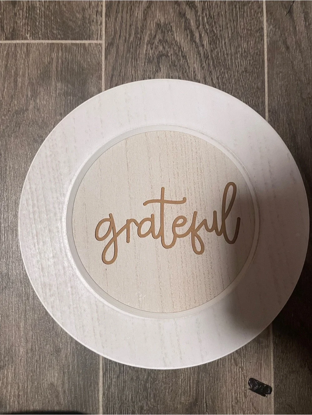 Grateful Round Decorative Wall Plaque - White and Gold